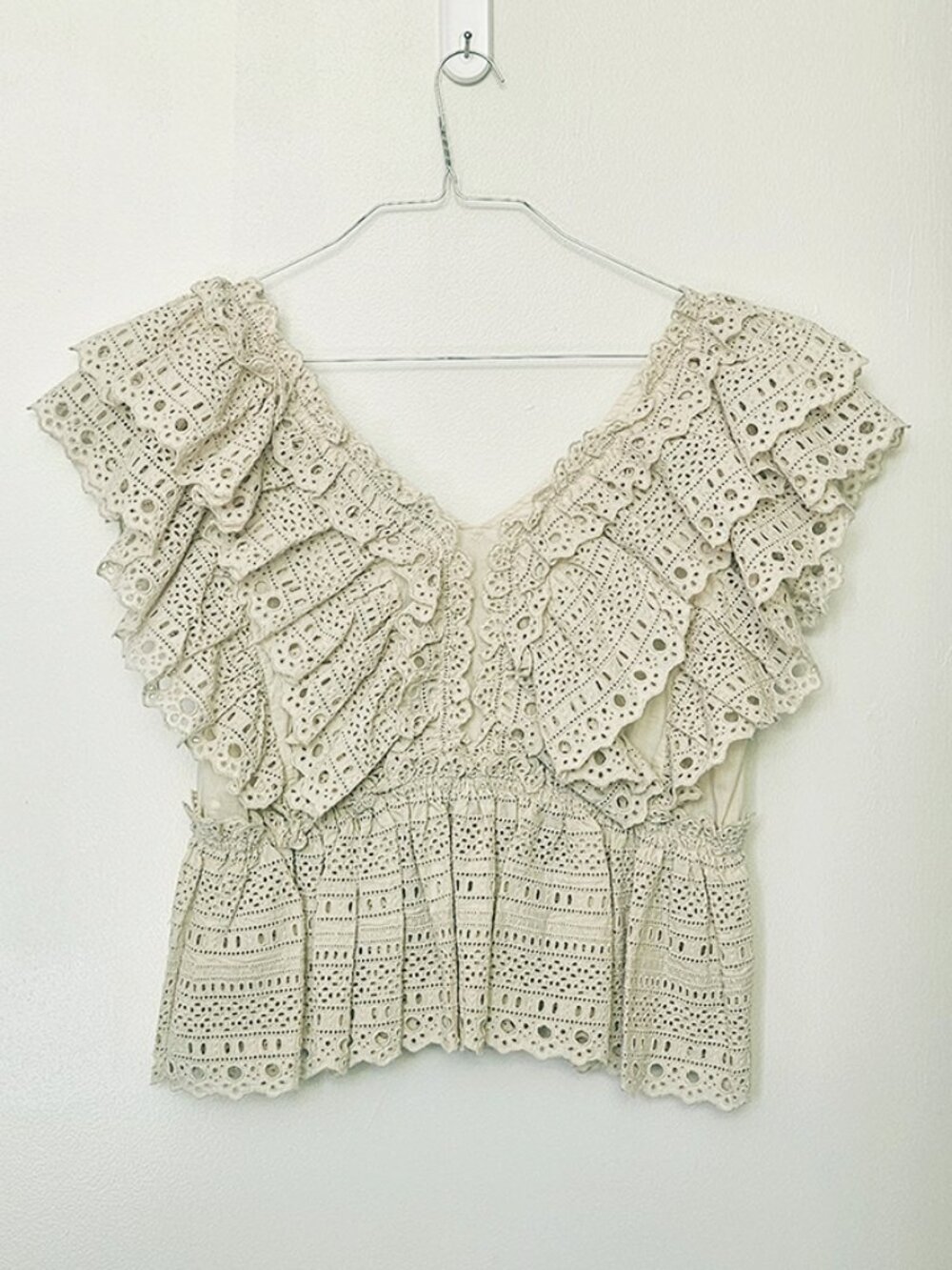 Sea New York Marley Pleated Flutter Sleeve Top in Cream/Natural Size Large
